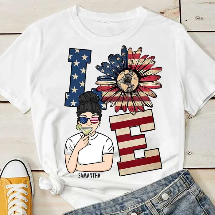 The Best American Mom - Gift For 4th Of July - Personalized Unisex T-Shirt