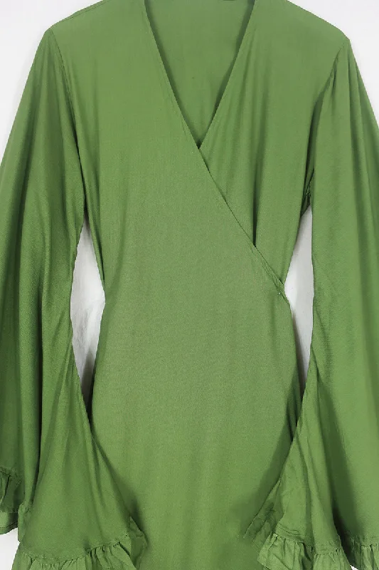 Khroma Venus Robe Dress in Pixie Green