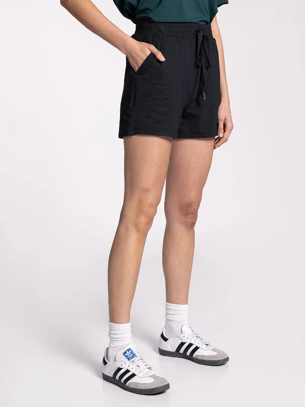 Amanda Shorts Black