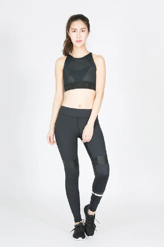 Vegan sports bra – Sports bra made from eco-friendly, cruelty-free materials, suitable for ethical consumers.Vegan sports bra – Sports bra made from eco-friendly, cruelty-free materials, suitable for ethical consumers.Champ Sports Bra