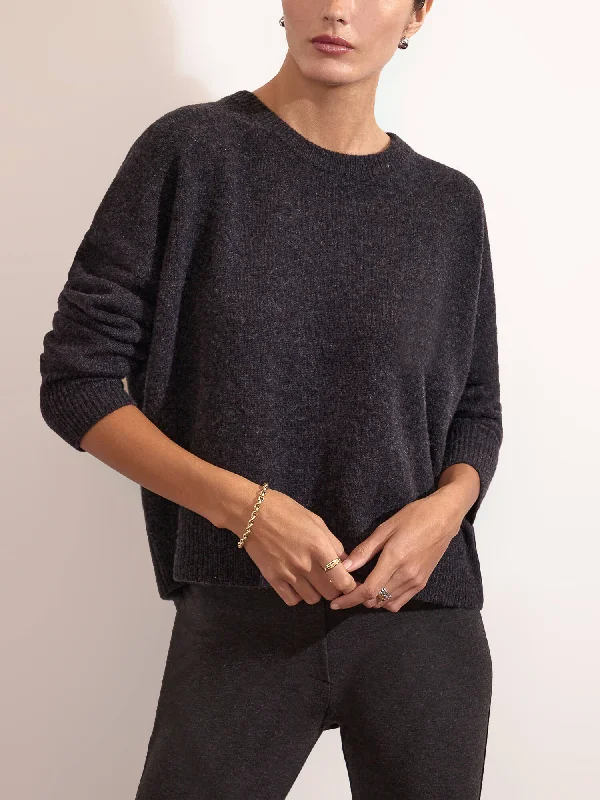 Chunky – Thick, oversized knit for a cozy lookChunky – Thick, oversized knit for a cozy lookThe Everyday Cashmere Bright Crew Chunky – Thick, oversized knit for a cozy lookChunky – Thick, oversized knit for a cozy lookThe Everyday Cashmere Bright Crew