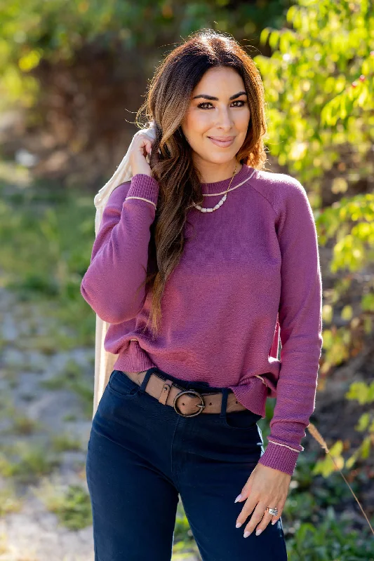 Merino wool – Soft, fine wool for warmth and breathabilityMerino wool – Soft, fine wool for warmth and breathabilityPiped Trim Sweater Merino wool – Soft, fine wool for warmth and breathabilityMerino wool – Soft, fine wool for warmth and breathabilityPiped Trim Sweater